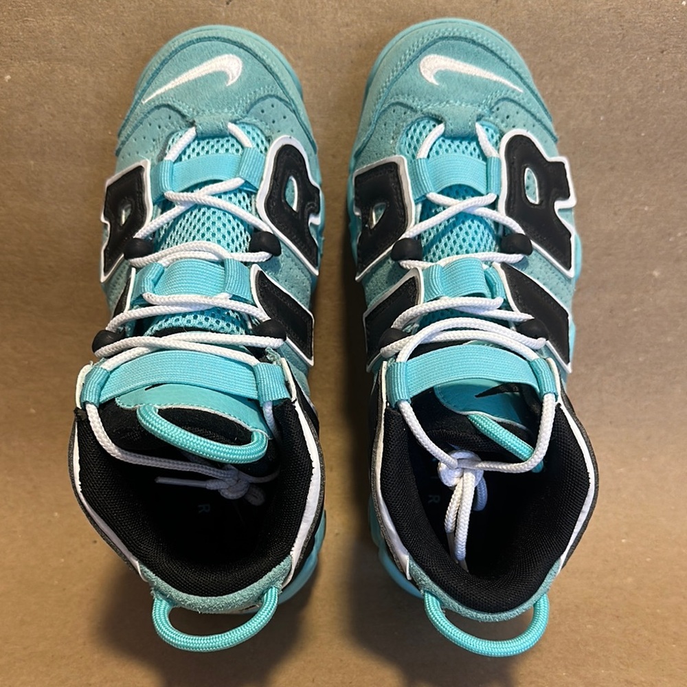 Nike Air More Uptempo Light Aqua Pippen Grade School 5Youth/ Womens 6.5 - Picture 6 of 8
